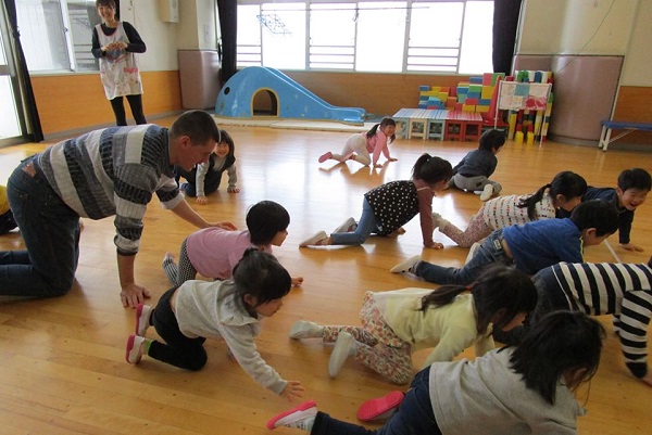 能美市国際交流協会　保育園訪問　国際交流